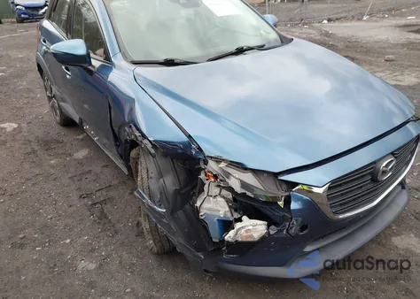 2019 Mazda Cx-3 Touring z USA, uszkodzony, nr VIN JM1DKFC70K0402448